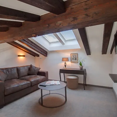 Schlosshotel Hotel 4*