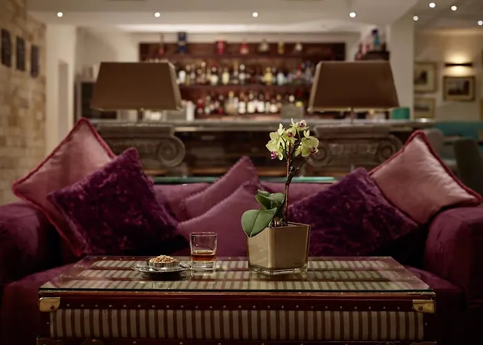 מלון Schlosshotel