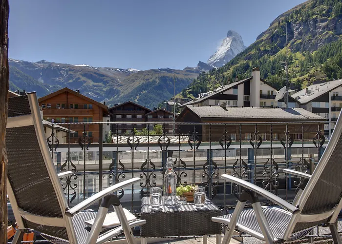 מלון Schlosshotel 4*