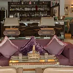 Schlosshotel Hotell 4*